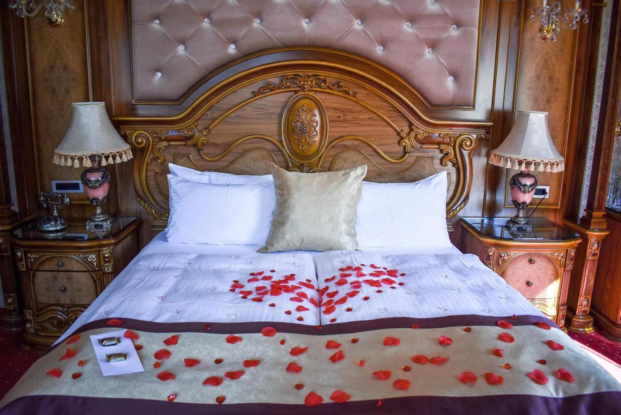Premier Prezident Garni Hotel And Spa Sremski Karlovci Bagian luar foto