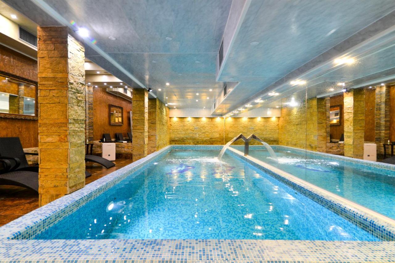 Premier Prezident Garni Hotel And Spa Sremski Karlovci Bagian luar foto