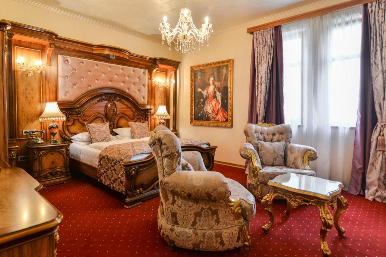 Premier Prezident Garni Hotel And Spa Sremski Karlovci Bagian luar foto