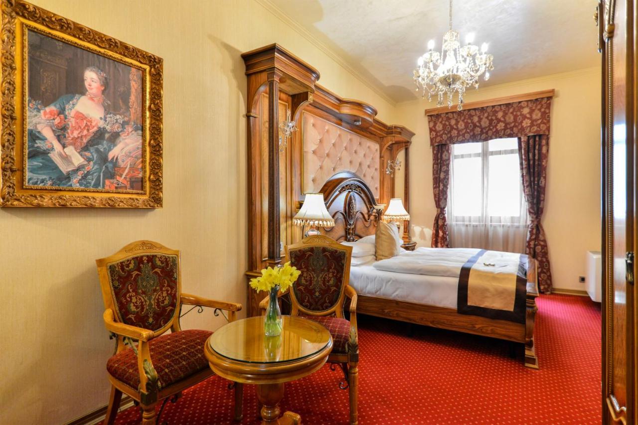 Premier Prezident Garni Hotel And Spa Sremski Karlovci Bagian luar foto