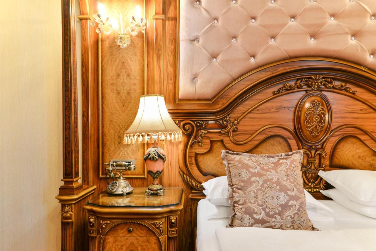 Premier Prezident Garni Hotel And Spa Sremski Karlovci Bagian luar foto