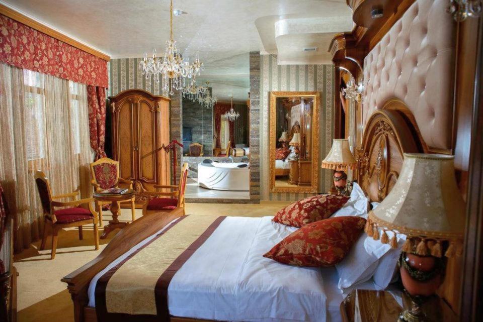 Premier Prezident Garni Hotel And Spa Sremski Karlovci Bagian luar foto