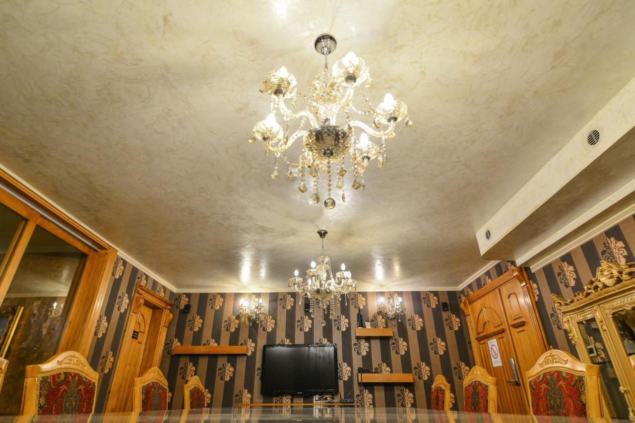 Premier Prezident Garni Hotel And Spa Sremski Karlovci Bagian luar foto