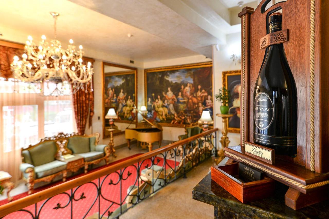 Premier Prezident Garni Hotel And Spa Sremski Karlovci Bagian luar foto