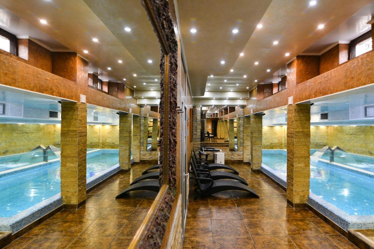 Premier Prezident Garni Hotel And Spa Sremski Karlovci Bagian luar foto