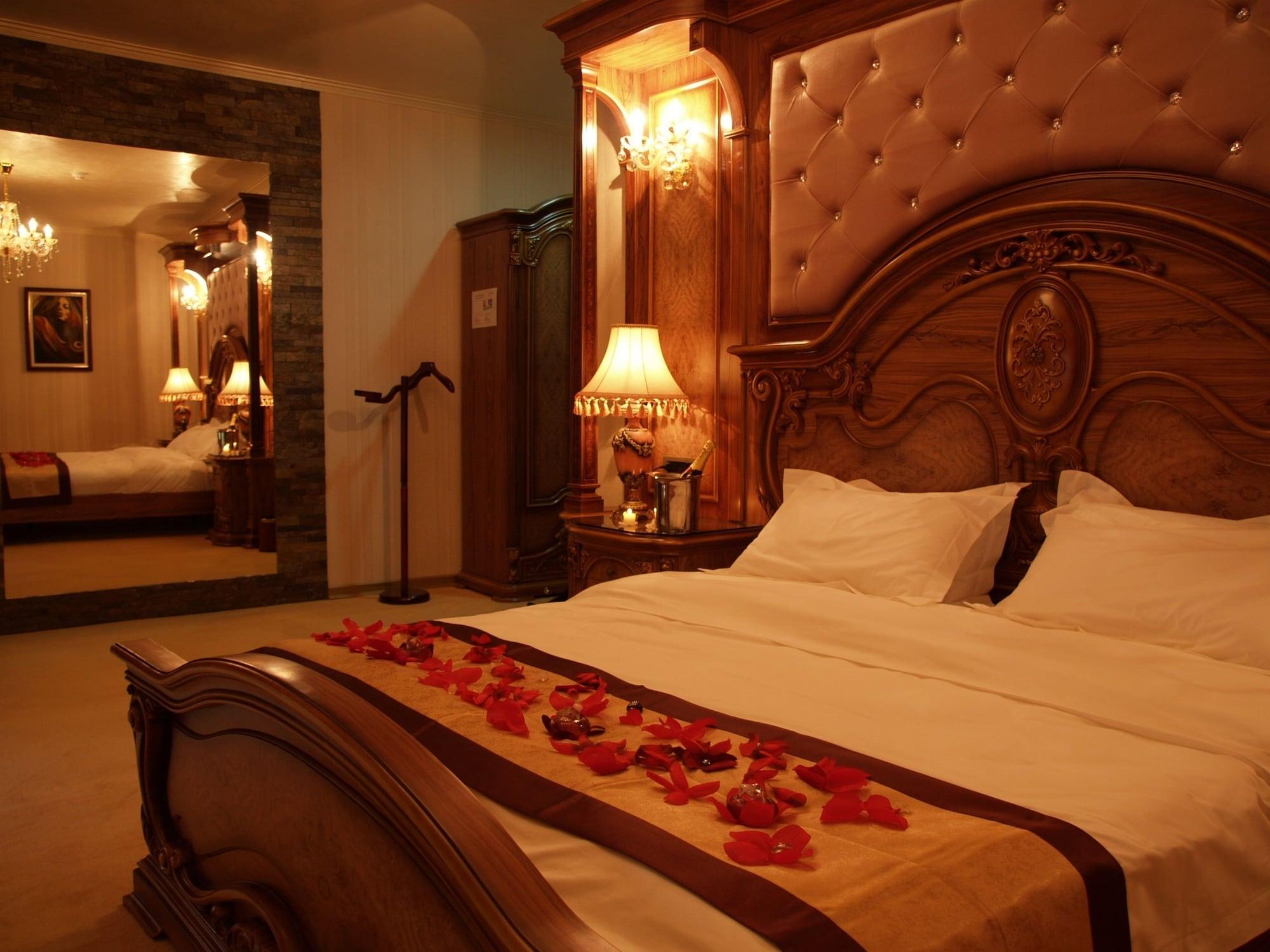 Premier Prezident Garni Hotel And Spa Sremski Karlovci Bagian luar foto